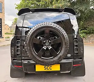 Used 2022 Land Rover Defender 110 Hse Hard Top Santorini Black - Interior and Exterior details 10