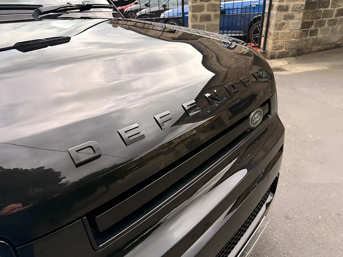 Used 2022 Land Rover Defender 110 Hse Hard Top Santorini Black - Interior and Exterior details 16