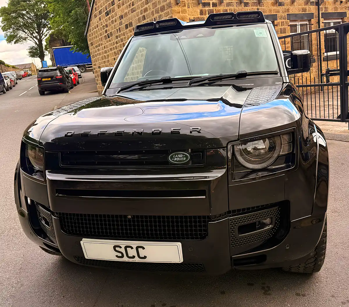 Used 2022 Land Rover Defender 110 Hse Hard Top Santorini Black - Interior and Exterior details 6