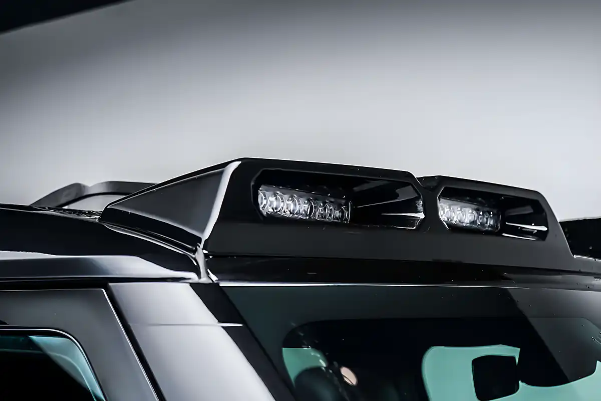 Used 2022 Land Rover Defender 110 Hse Santorini Black - Interior and Exterior details 12
