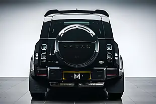 Used 2022 Land Rover Defender 110 Hse Santorini Black - Interior and Exterior details 3