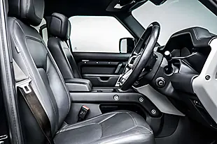 Used 2022 Land Rover Defender 110 Hse Santorini Black - Interior and Exterior details 5