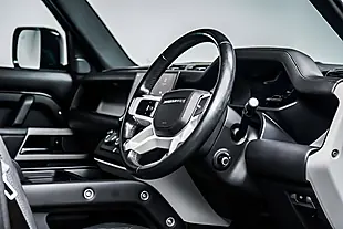 Used 2022 Land Rover Defender 110 Hse Santorini Black - Interior and Exterior details 8