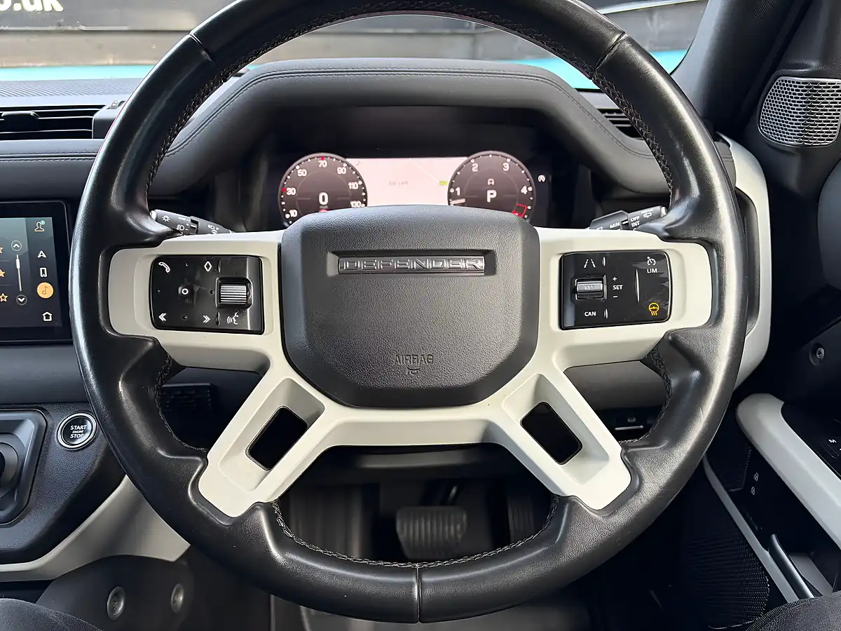 Used 2022 Land Rover Defender 110 Se Hard Top Santorini Black - Interior and Exterior details 15