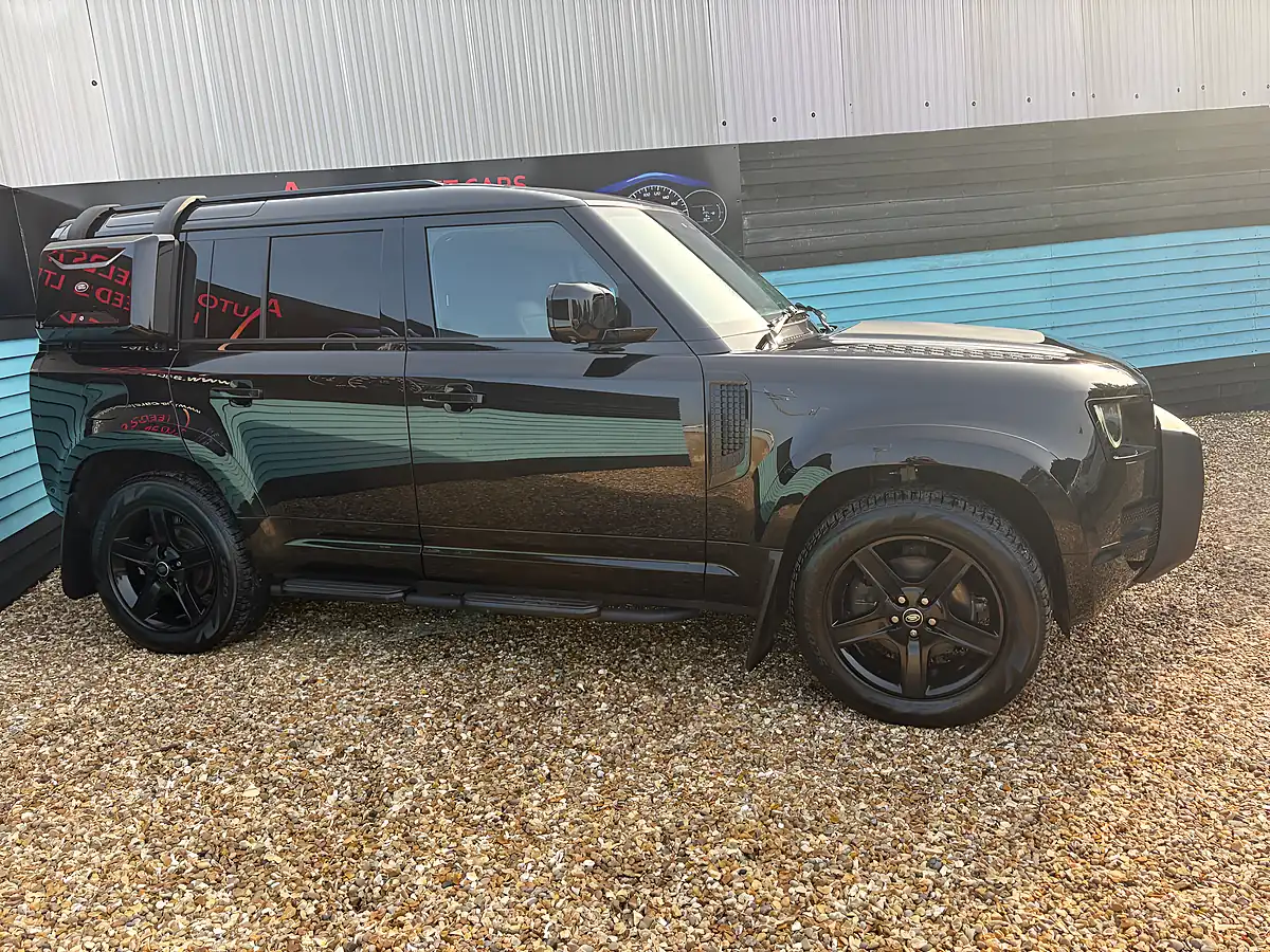 Used 2022 Land Rover Defender 110 Se Hard Top Santorini Black - Interior and Exterior details 3