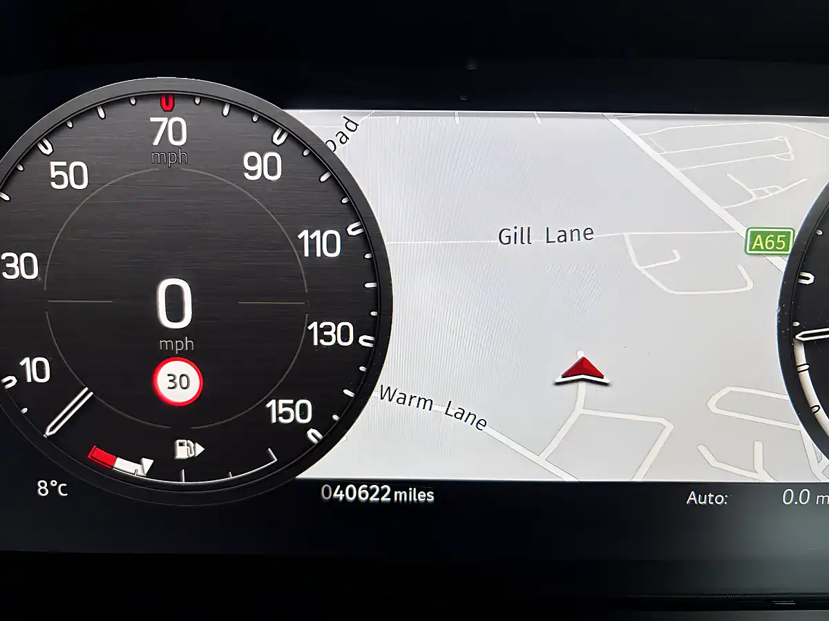 Used 2022 Land Rover Defender 110 Se Hard Top Santorini Black - Interior and Exterior details 9