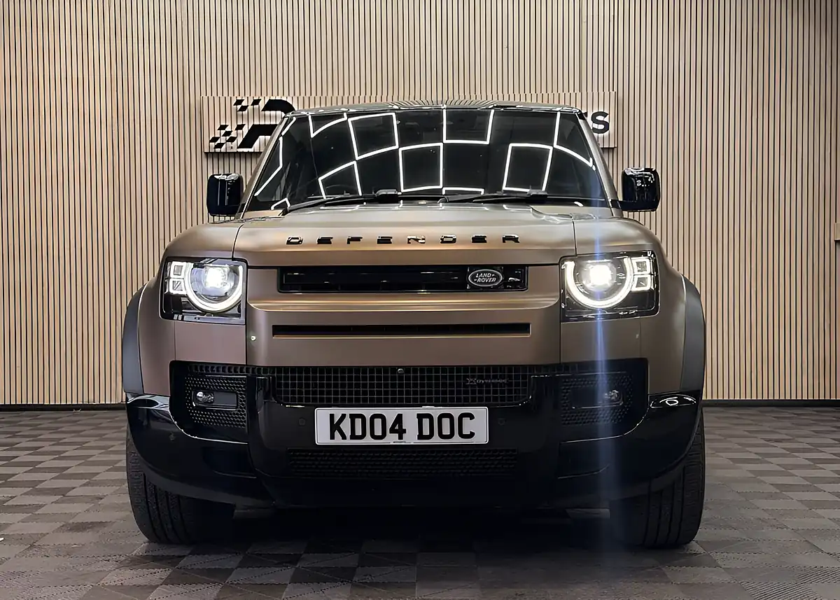 Used 2022 Land Rover Defender 110 X-Dynamic Hse Brown - Interior and Exterior details 2