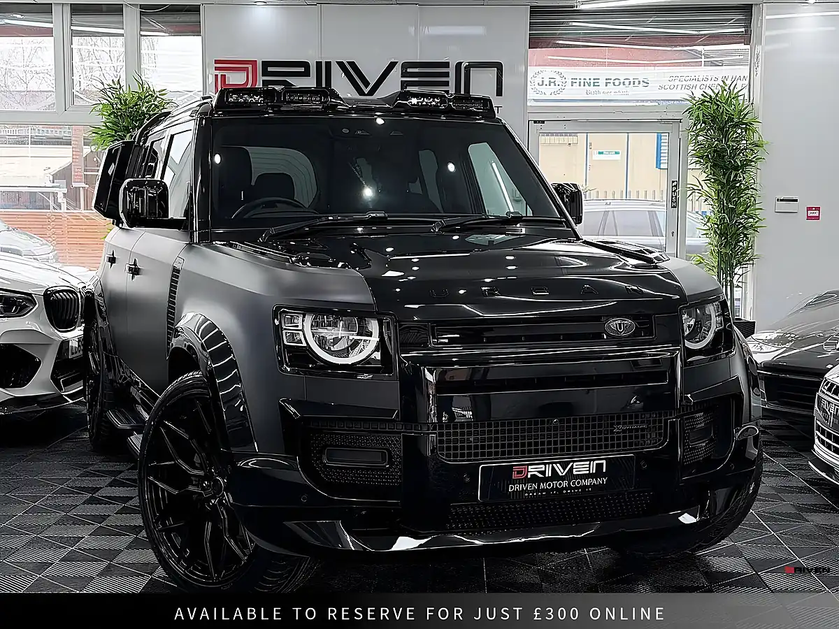 Used 2022 Land Rover Defender 110 X-Dynamic S Black - Interior and Exterior details 10
