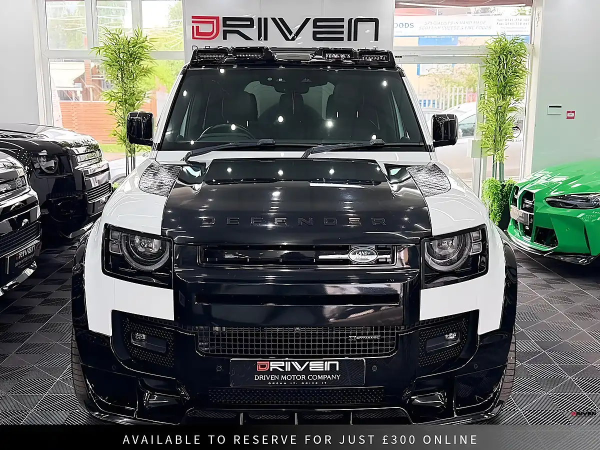 Used 2022 Land Rover Defender 110 X-Dynamic S White - Interior and Exterior details 5