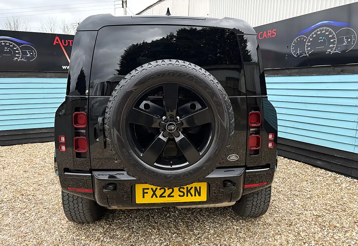 Used 2022 Land Rover Defender 110 X-Dynamic Se Santorini Black - Interior and Exterior details 12