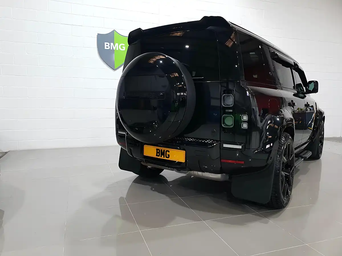 Used 2022 Land Rover Defender 110 Xs Edition Black - Interior and Exterior details 11