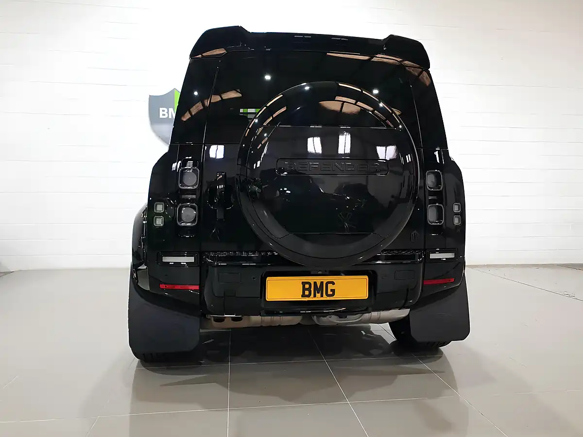 Used 2022 Land Rover Defender 110 Xs Edition Black - Interior and Exterior details 13