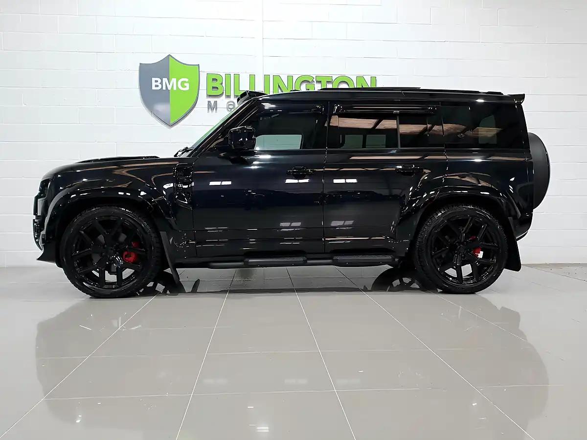Used 2022 Land Rover Defender 110 Xs Edition Black - Interior and Exterior details 4