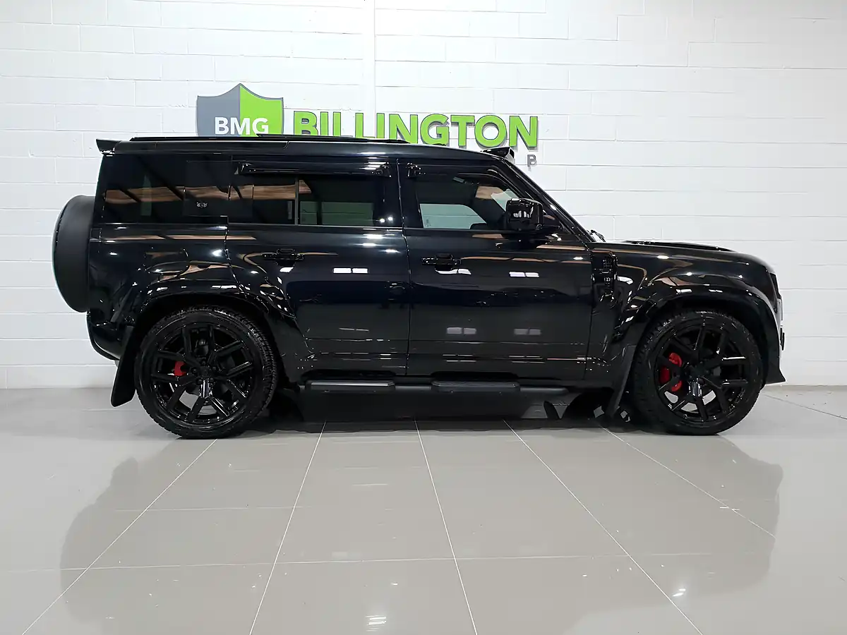 Used 2022 Land Rover Defender 110 Xs Edition Black - Interior and Exterior details 8