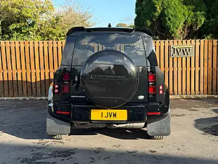 Used 2022 Land Rover Defender 110 Xs Edition Santorini Black Metallic - Interior and Exterior details 20