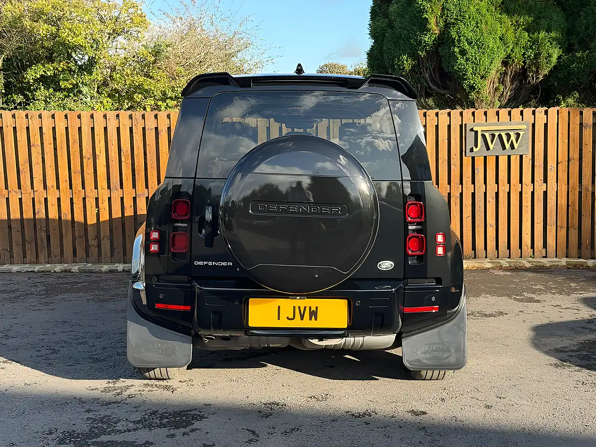 Used 2022 Land Rover Defender 110 Xs Edition Santorini Black Metallic - Interior and Exterior details 20