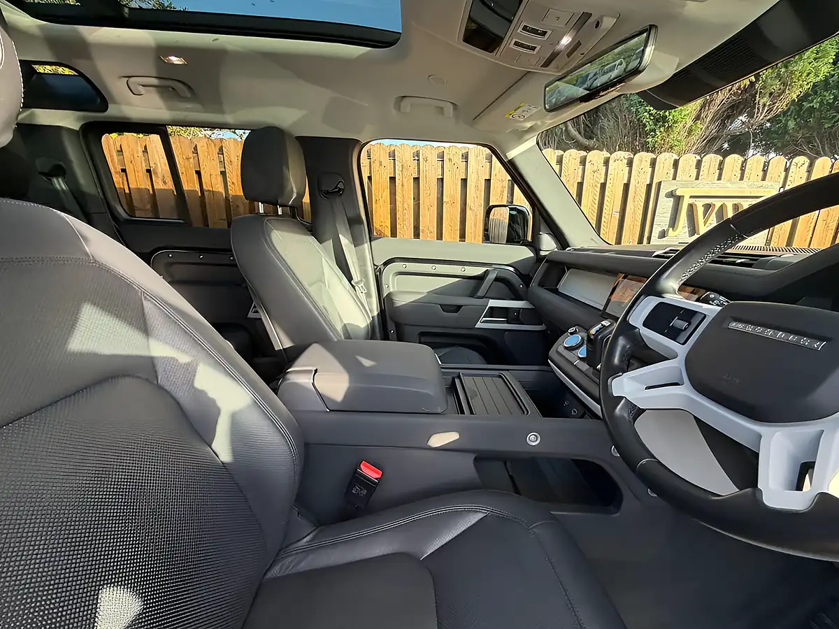 Used 2022 Land Rover Defender 110 Xs Edition Santorini Black Metallic - Interior and Exterior details 6