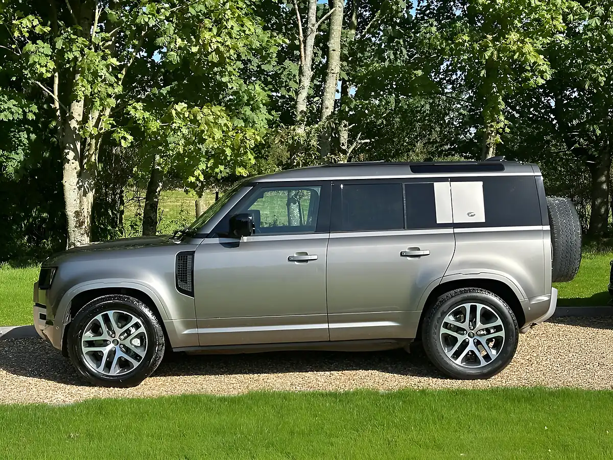 Used 2022 Land Rover Defender 110 Xs Edition Silver - Interior and Exterior details 2