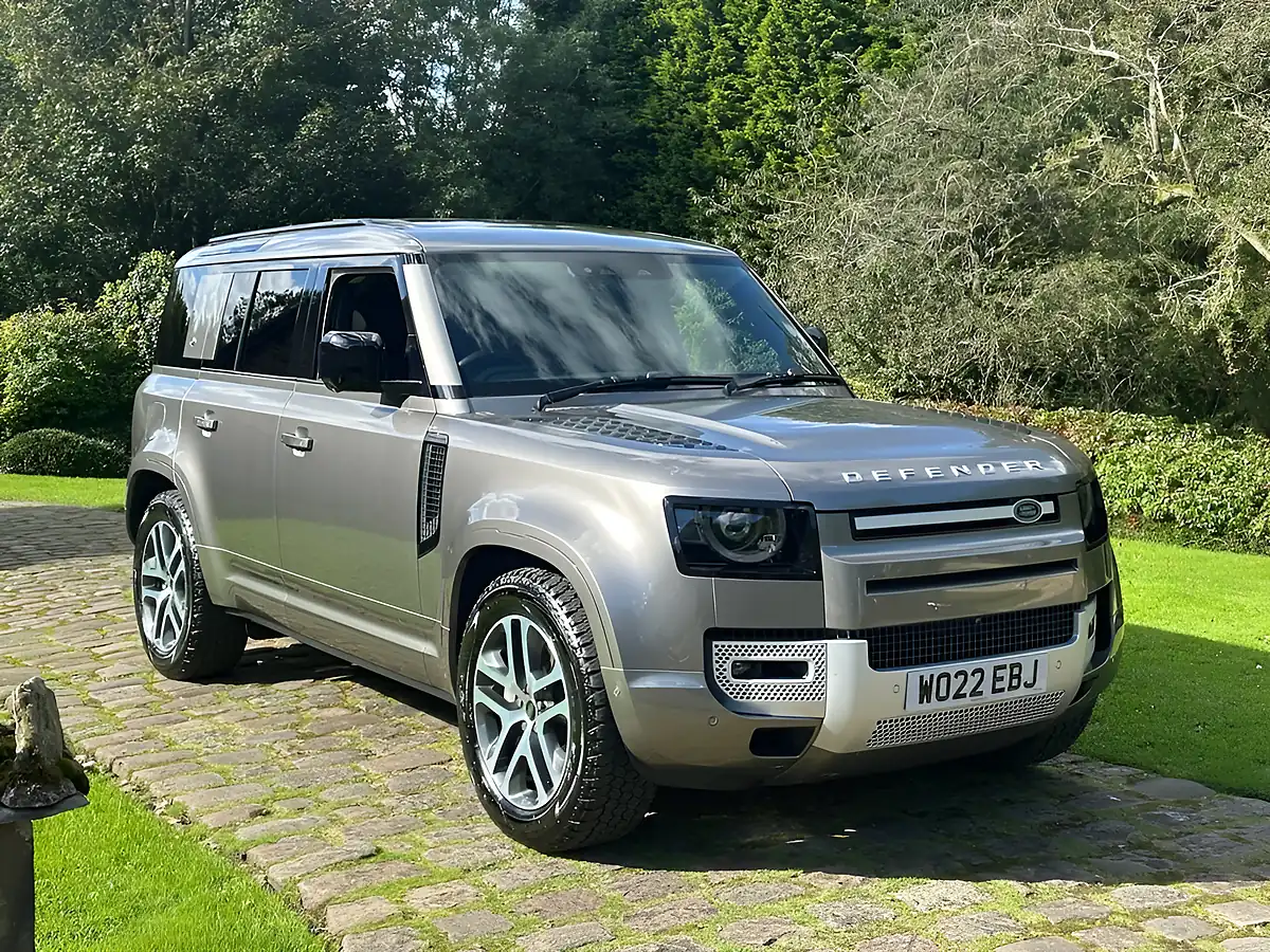 Used 2022 Land Rover Defender 110 Xs Edition Silver - Interior and Exterior details 5