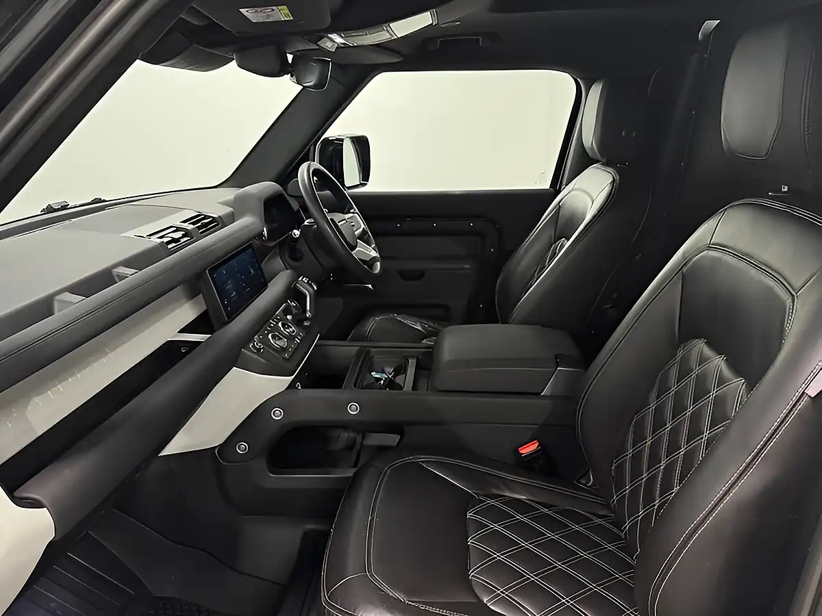 Used 2022 Land Rover Defender 90 Black - Interior and Exterior details 14