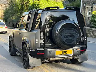 Used 2022 Land Rover Defender 90 Carpathian Edition Grey - Interior and Exterior details 4