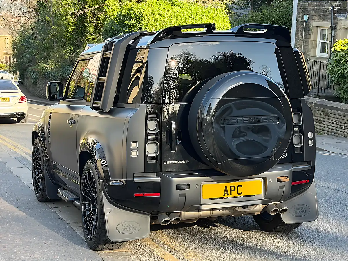 Used 2022 Land Rover Defender 90 Carpathian Edition Grey - Interior and Exterior details 4