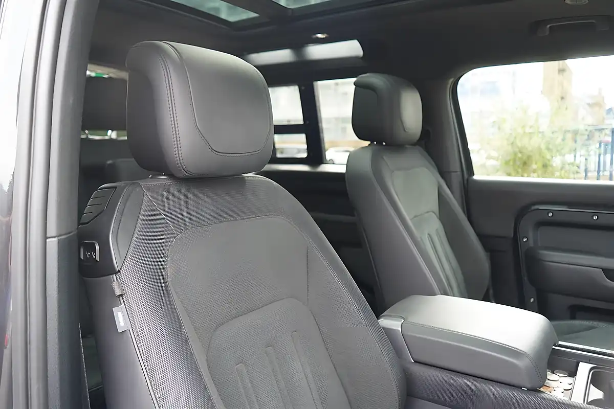 Used 2022 Land Rover Defender 90 Carpathian Edition Grey - Interior and Exterior details 3
