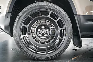 Used 2022 Land Rover Defender 90 Hard Top Gondwana Stone - Interior and Exterior details 19