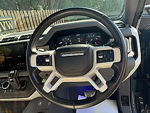 Used 2022 Land Rover Defender 90 X-Dynamic Hse Tasman Blue - Interior and Exterior details 15