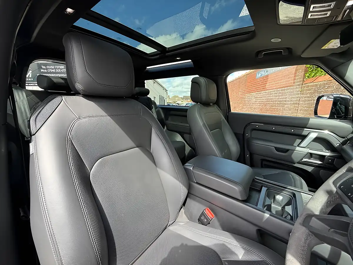 Used 2022 Land Rover Defender Carpathian Edition Carpathian Grey - Interior and Exterior details 10