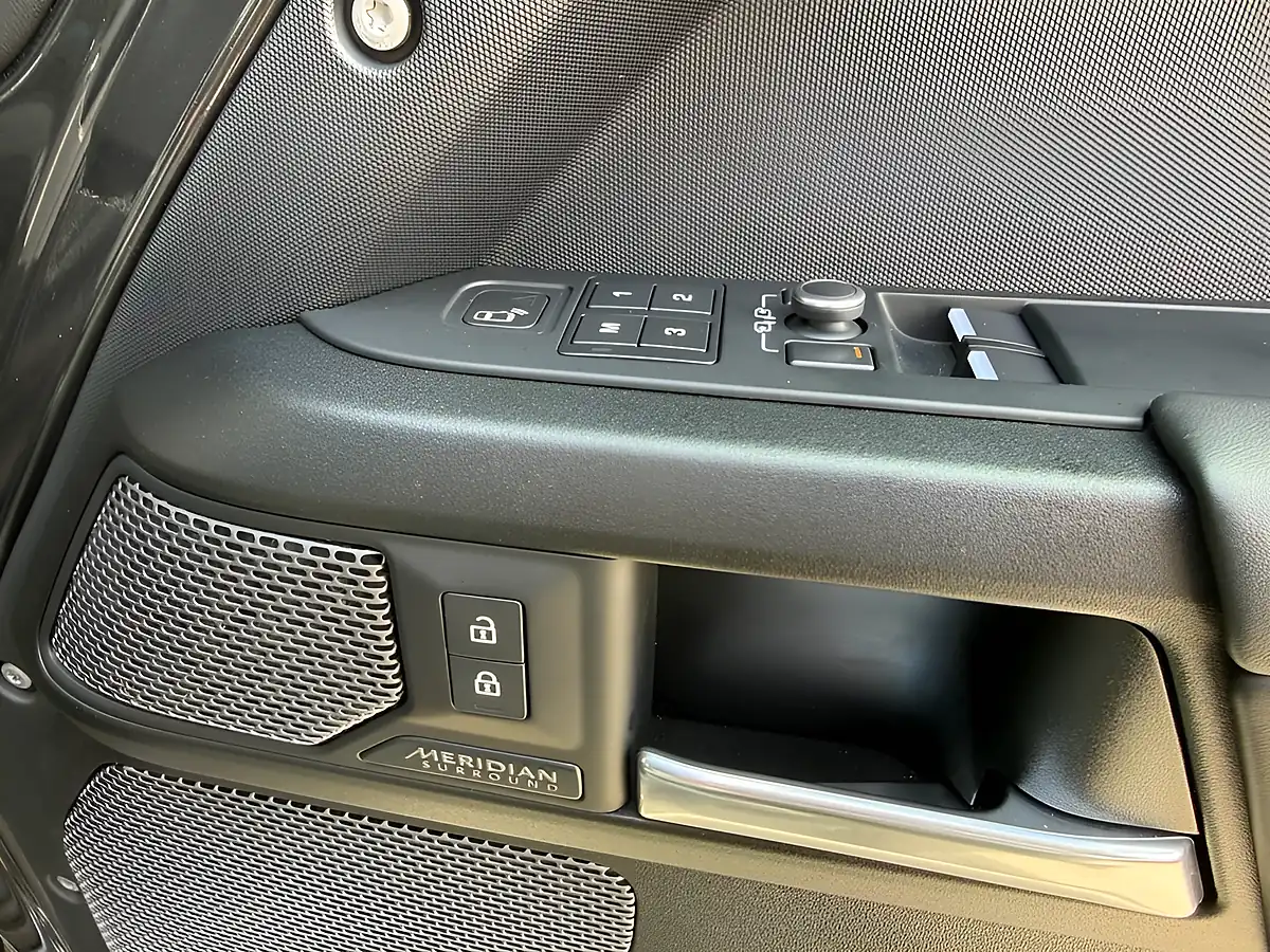 Used 2022 Land Rover Defender Carpathian Edition Carpathian Grey - Interior and Exterior details 14