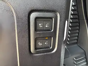 Used 2022 Land Rover Defender Carpathian Edition Carpathian Grey - Interior and Exterior details 19
