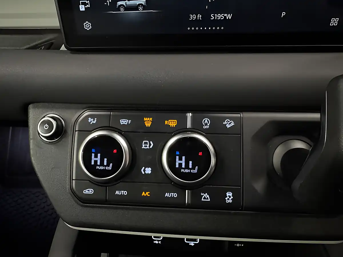 Used 2022 Land Rover Defender Hard Top Black - Interior and Exterior details 8