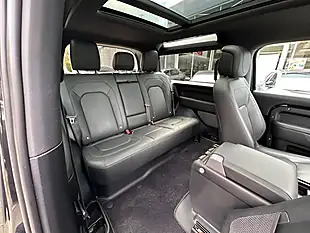 Used 2022 Land Rover Defender Hse Black - Interior and Exterior details 12