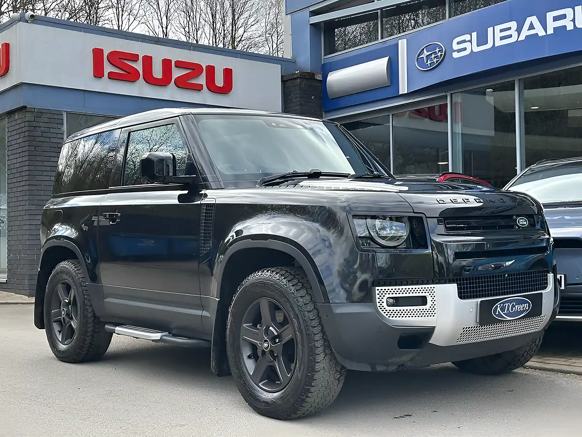 Used 2022 Land Rover Defender Hse Black - Interior and Exterior details 6