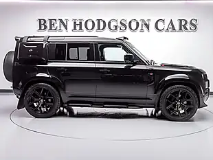 Used 2022 Land Rover Defender X-Dynamic Hse Black - Interior and Exterior details 4