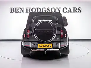 Used 2022 Land Rover Defender X-Dynamic Hse Black - Interior and Exterior details 5