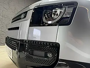 Used 2022 Land Rover Defender X-Dynamic Hse Grey - Interior and Exterior details 15
