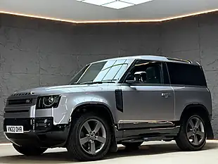 Used 2022 Land Rover Defender X-Dynamic Hse Grey - Interior and Exterior details 2