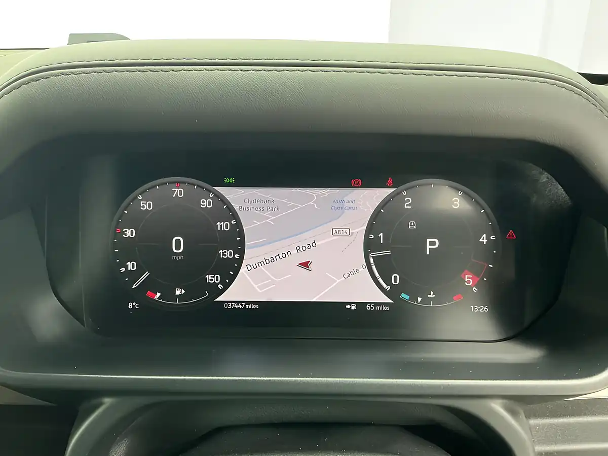 Used 2022 Land Rover Defender X-Dynamic Hse Hard Top Santorini Black - Interior and Exterior details 10