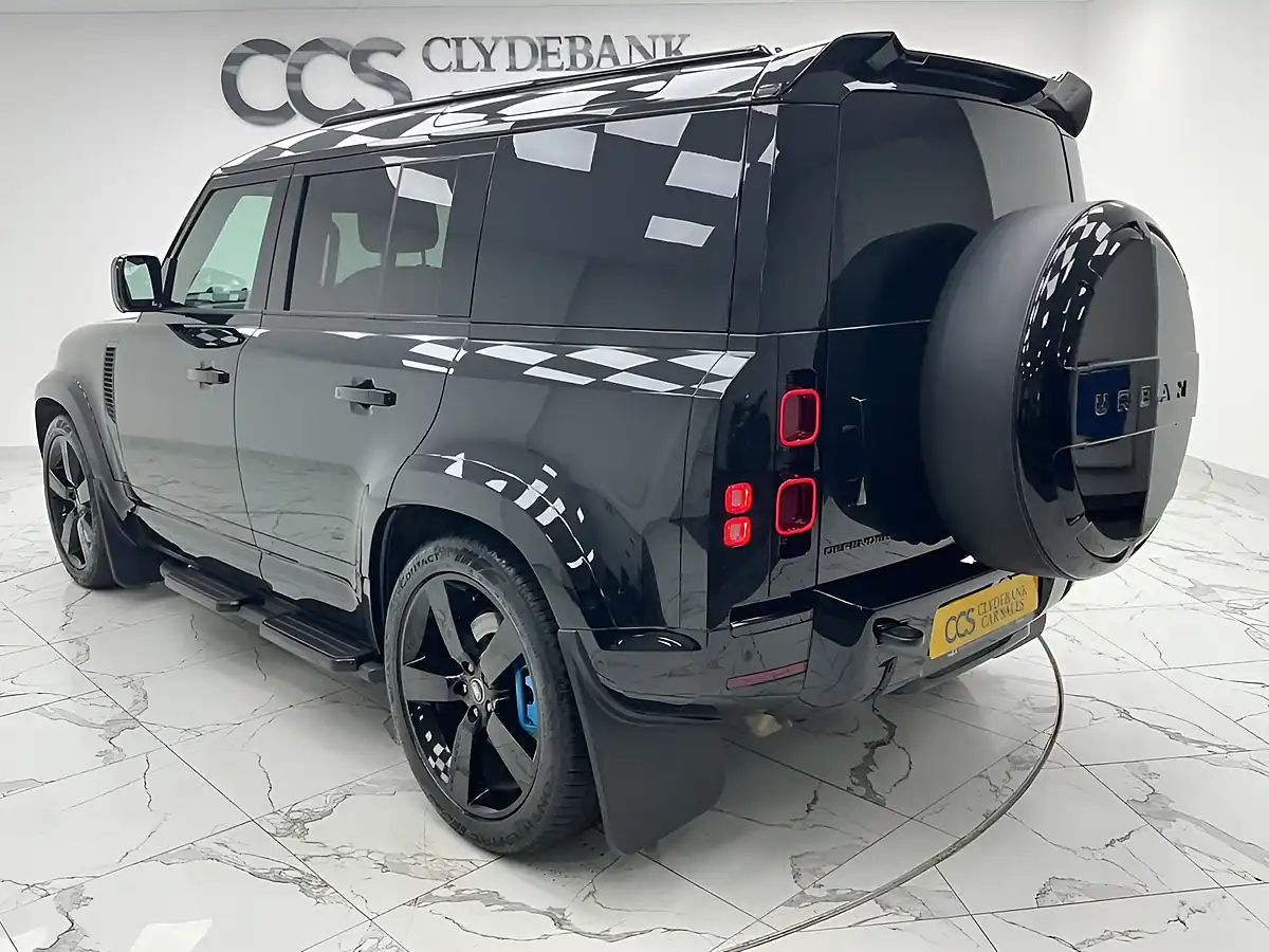 Used 2022 Land Rover Defender X-Dynamic Hse Hard Top Santorini Black - Interior and Exterior details 5
