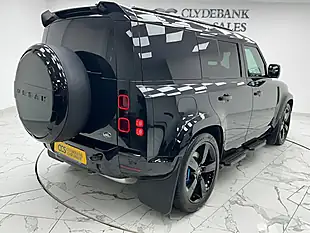 Used 2022 Land Rover Defender X-Dynamic Hse Hard Top Santorini Black - Interior and Exterior details 7