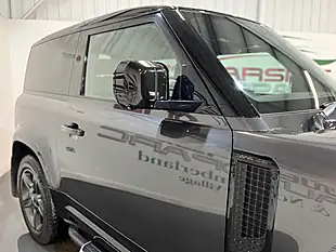Used 2022 Land Rover Defender X-Dynamic Se Grey - Interior and Exterior details 11