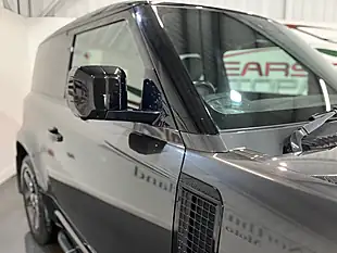 Used 2022 Land Rover Defender X-Dynamic Se Grey - Interior and Exterior details 12
