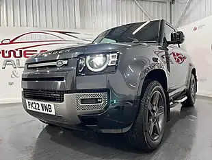 Used 2022 Land Rover Defender X-Dynamic Se Grey - Interior and Exterior details 4