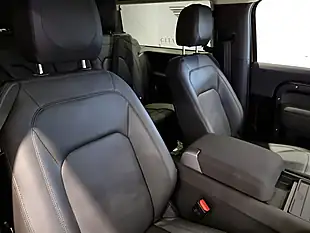 Used 2022 Land Rover Defender Xs Edition Black - Interior and Exterior details 12