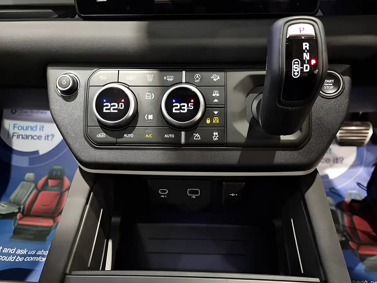 Used 2022 Land Rover Defender Xs Edition Black - Interior and Exterior details 15