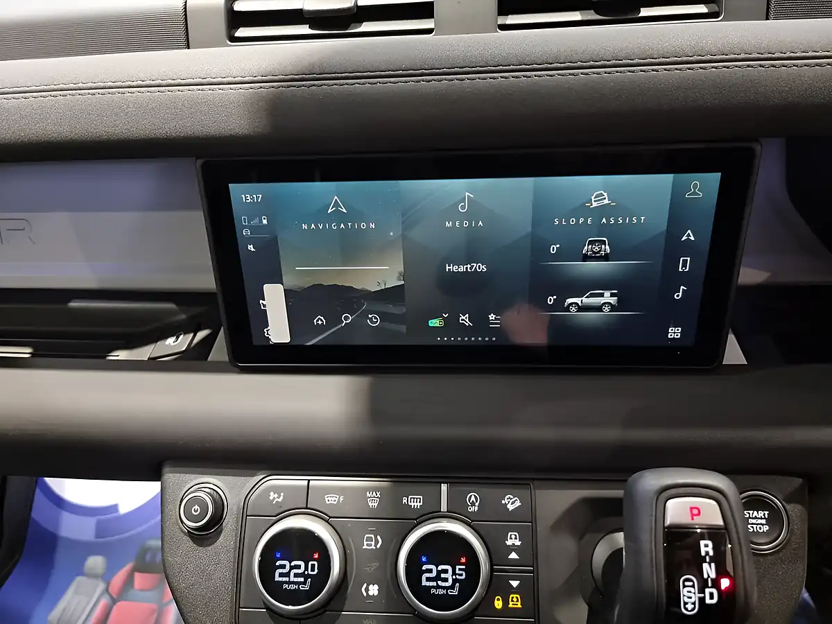 Used 2022 Land Rover Defender Xs Edition Black - Interior and Exterior details 18