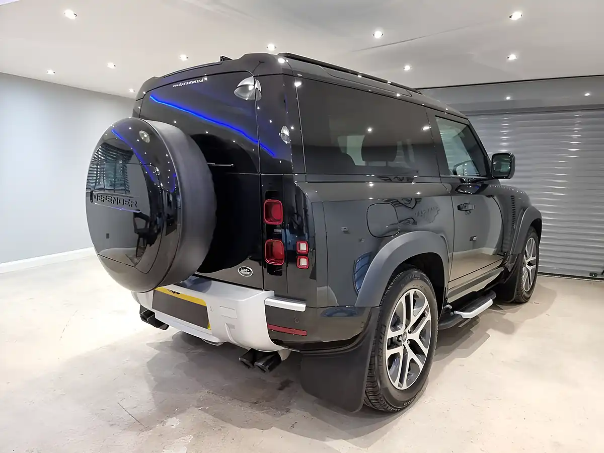 Used 2022 Land Rover Defender Xs Edition Black - Interior and Exterior details 5