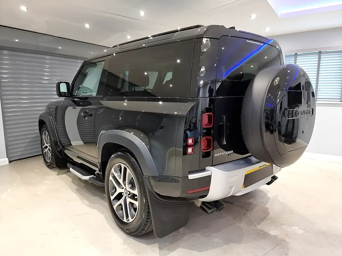 Used 2022 Land Rover Defender Xs Edition Black - Interior and Exterior details 7
